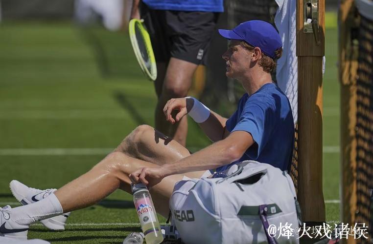 罗马诺丨S·希门尼斯可能很快接受脚踝手术 罗马诺丨S·希门尼斯可能很快接受脚踝手术